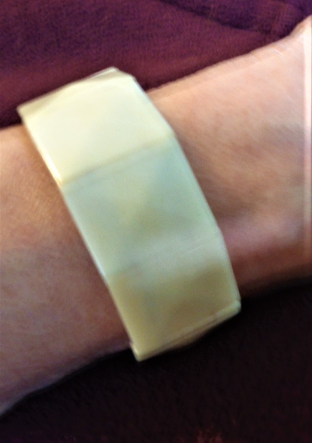 Linked bone bracelet