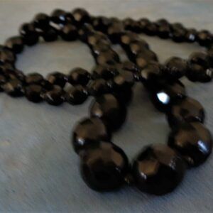 faceted black bead necklace
