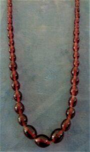 Garnet bead necklace