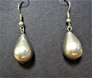 Silver "pear" earrings