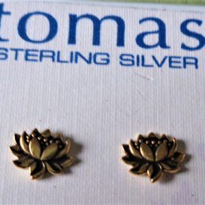Lotus gold post earrings